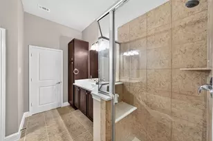8607 Calvin Rd, Irving, TX 75063 - Photo 34