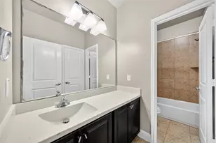 8607 Calvin Rd, Irving, TX 75063 - Photo 24
