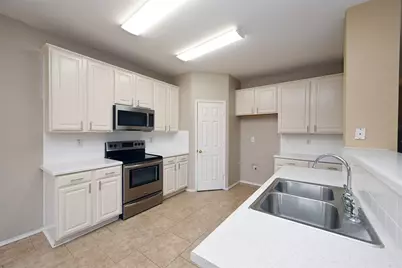 10706 Gleneagles Lane, Rowlett, TX 75089 - Photo 8