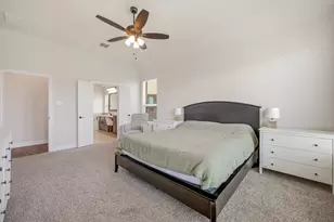 513 River Bank Ct, Granbury, TX 76049 - Photo 16