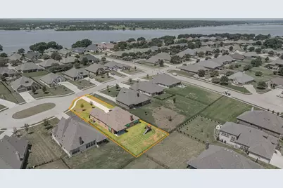 513 River Bank Court, Granbury, TX 76049 - Photo 32