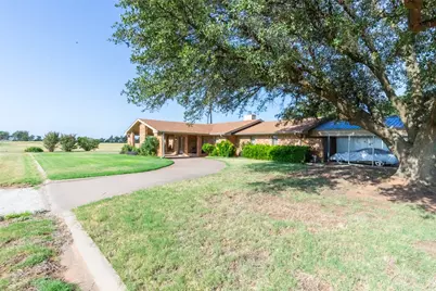 800 S Avenue F, Knox City, TX 79529 - Photo 2