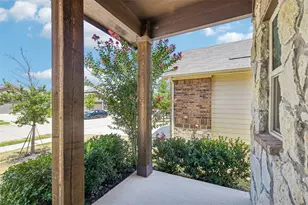 1025 Mason St, Aubrey, TX 76227 - Photo 4