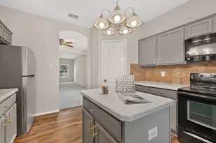 710 Bowie Ln, Mansfield, TX 76063 - Photo 20