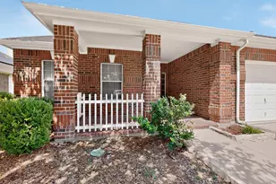 710 Bowie Ln, Mansfield, TX 76063 - Photo 6