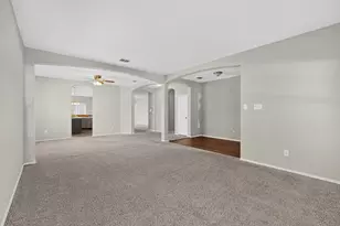 710 Bowie Ln, Mansfield, TX 76063 - Photo 10