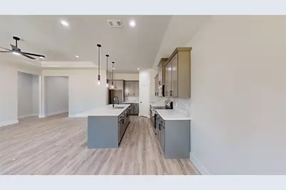 2825 S Grove Street, Fort Worth, TX 76104 - Photo 8