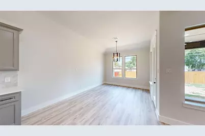 2825 S Grove Street, Fort Worth, TX 76104 - Photo 6
