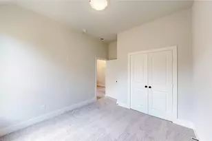 2825 S Grove St, Fort Worth, TX 76104 - Photo 18