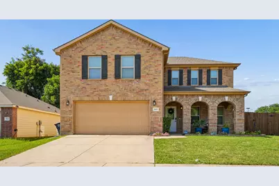 1825 Lynnwood Hills Drive, Fort Worth, TX 76112 - Photo 2