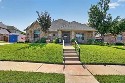 6908 Bradford Estates Drive, Sachse, TX 75048 - Photo 2
