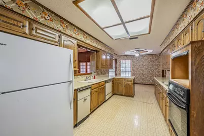 7720 Lone Moor Circle, Dallas, TX 75248 - Photo 14