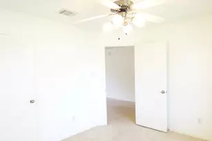 8532 Hawkview Dr, Fort Worth, TX 76179 - Photo 10