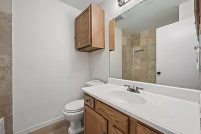 924 Ramblewood Drive, Lewisville, TX 75067 - Photo 2