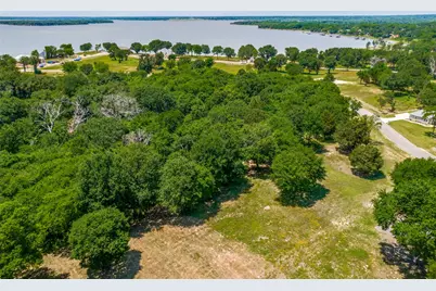 305 Cedar Creek Landing Lane, Mabank, TX 75143 - Photo 1