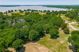 305 Cedar Creek Landing Ln, Mabank, TX 75143 - Photo 1