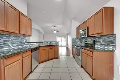 5205 Mirror Lake Drive, Haltom City, TX 76117 - Photo 8
