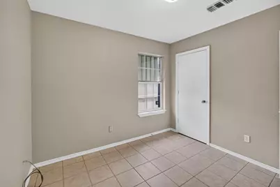 1424 E Mulkey Street #1426, Fort Worth, TX 76104 - Photo 12