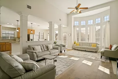 412 S Hampton Court, Lewisville, TX 75056 - Photo 6