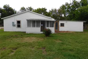 407 NE 4th St, Hubbard, TX 76648 - Photo 26