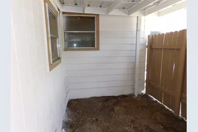 407 NE 4th Street, Hubbard, TX 76648 - Photo 30