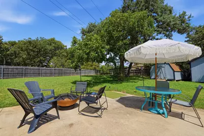 700 Highland Crest Drive, Hurst, TX 76054 - Photo 32