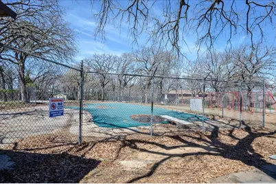 1725 Hitching Post Road, Granbury, TX 76049 - Photo 12