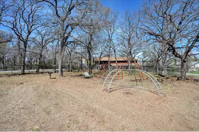 1725 Hitching Post Road, Granbury, TX 76049 - Photo 14