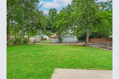 2632 Emerald Drive, Mesquite, TX 75150 - Photo 22