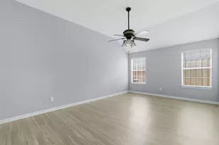 5933 Fox Dr, The Colony, TX 75056 - Photo 10