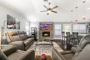 5933 Fox Dr, The Colony, TX 75056 - Photo 4