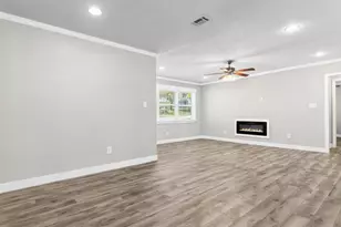 4513 Donnelly Ave, Fort Worth, TX 76107 - Photo 18
