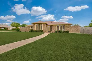 1423 Cassandra Cir, DeSoto, TX 75115 - Photo 1