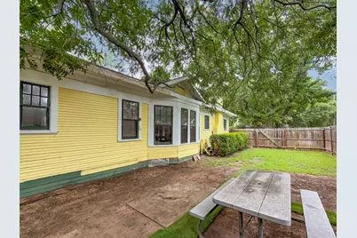 724 S Morris, Gainesville, TX 76240 - Photo 38