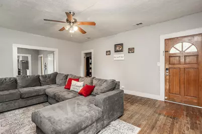 724 S Morris, Gainesville, TX 76240 - Photo 6