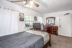 724 S Morris, Gainesville, TX 76240 - Photo 16