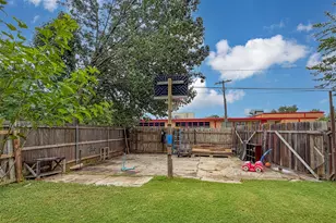 724 S Morris, Gainesville, TX 76240 - Photo 34