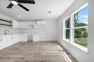 1312 Lindsey St, Fort Worth, TX 76105 - Photo 6