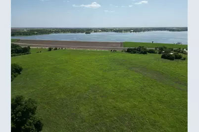 3627 Howard Road, Waxahachie, TX 75165 - Photo 2
