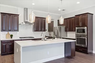 521 Reale Dr, Irving, TX 75039 - Photo 2