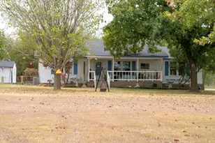394 Hcr 1143, Blum, TX 76627 - Photo 18