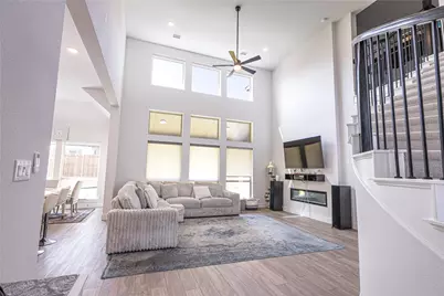 12135 Cotton Field Road, Frisco, TX 75035 - Photo 2