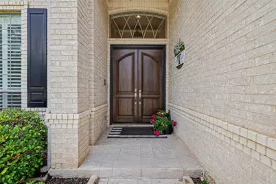 8217 Thornhill Drive, North Richland Hills, TX 76182 - Photo 4