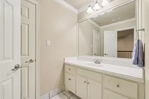 8217 Thornhill Dr, North Richland Hills, TX 76182 - Photo 28