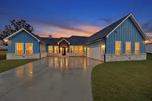 335 Cross Tie Ranch Rd, Trinidad, TX 75163 - Photo 1