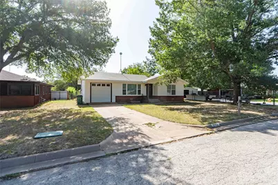 514 McConnell Street, Jacksboro, TX 76458 - Photo 4