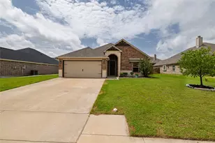 205 Harp Ave, Godley, TX 76044 - Photo 2