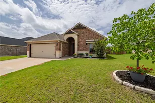205 Harp Ave, Godley, TX 76044 - Photo 4