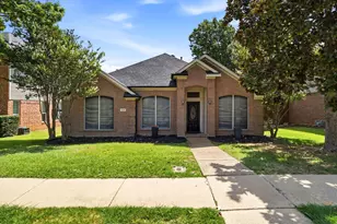 1237 Christopher Ln, Lewisville, TX 75077 - Photo 30