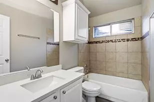 1237 Christopher Ln, Lewisville, TX 75077 - Photo 24